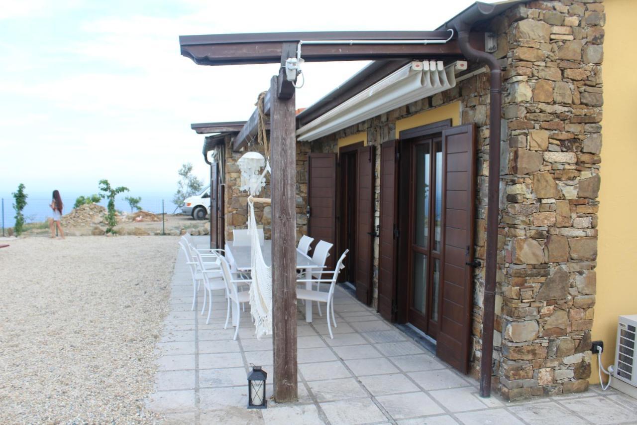 Villa Clicla - Pool, Sea,Hommock Swing And Laziness Imperia Exterior photo